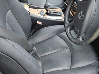 Mercedes E-Class foto 8