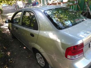 Daewoo Kalos foto 4