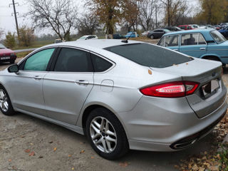 Ford Fusion foto 4