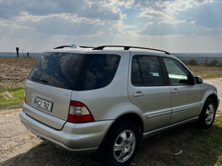 Mercedes M-Class foto 4