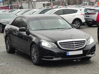 Mercedes E-Class foto 4