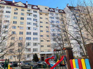 Apartament cu 3 camere, 95 m², Buiucani, Chișinău foto 9