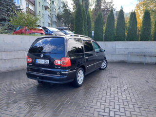 Volkswagen Sharan foto 5