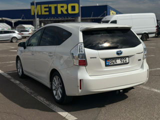 Toyota Prius + foto 5