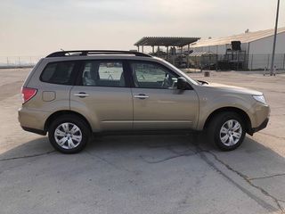 Subaru Forester foto 2