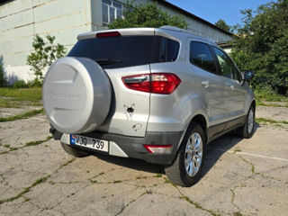 Ford EcoSport foto 4