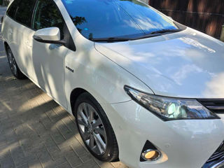 Toyota Auris foto 2