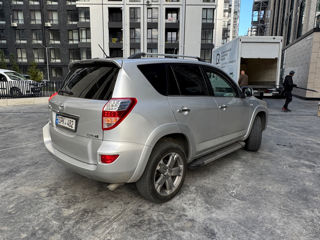 Toyota Rav 4 foto 3