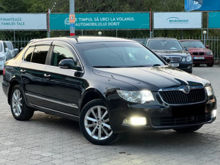 Skoda Superb foto 1