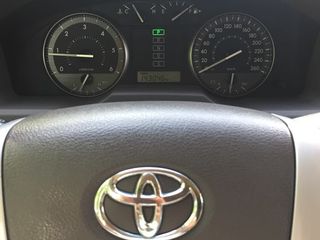 Toyota Land Cruiser foto 9