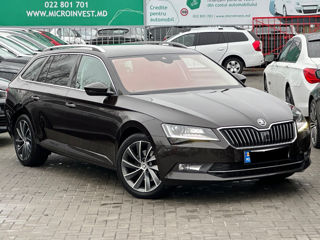 Skoda Superb foto 4