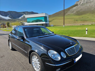 Mercedes E-Class foto 2