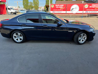 BMW 5 Series foto 3