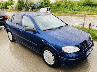 Opel Astra foto 2