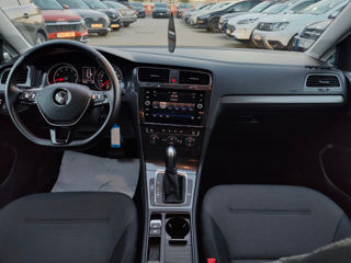 Volkswagen Golf foto 8