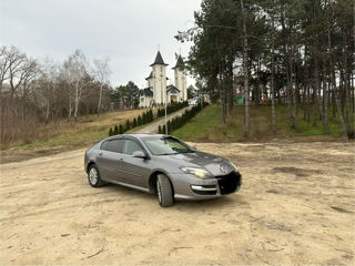 Renault Laguna foto 2