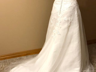 Продам свадебные платья новые фирменные foto 6