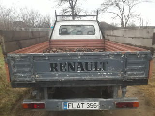 Renault foto 2