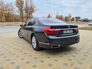 BMW 7 Series foto 5