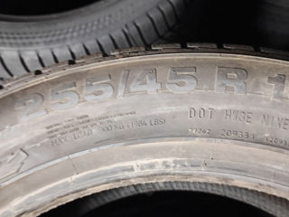 255/45 R19 foto 3