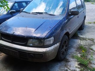 Mitsubishi Space Wagon piese foto 2