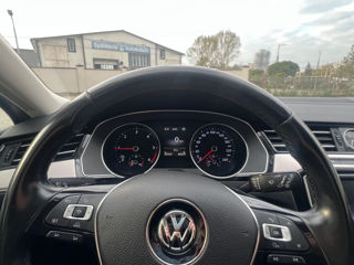 Volkswagen Passat foto 9