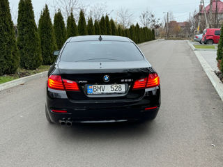 BMW 5 Series foto 3