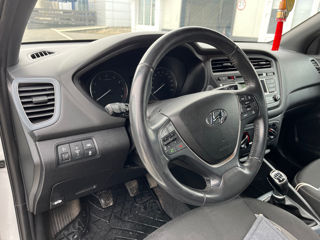 Hyundai i20 foto 7