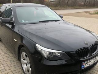 BMW 5 Series foto 6