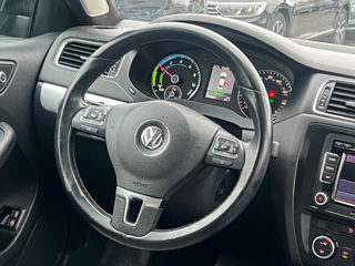 Volkswagen Jetta foto 13