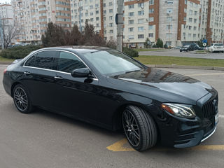 Mercedes E-Class AMG foto 2