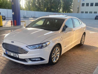 Ford Fusion фото 1