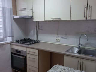 Apartament cu 3 camere, 60 m², Botanica, Chișinău