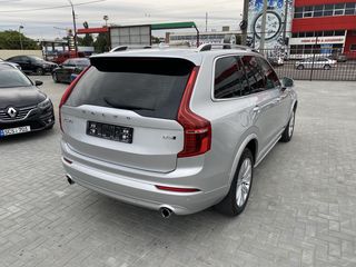 Volvo XC90 foto 4