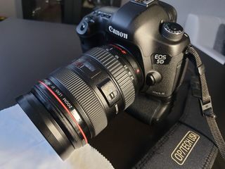 продам Canon5D Marklll  в отличном состоянии foto 1