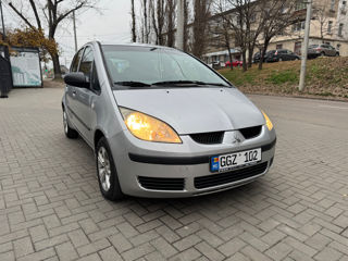 Mitsubishi Colt foto 7