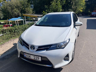 Toyota Auris foto 4