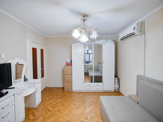 Apartament cu 2 camere, 50 m², Buiucani, Chișinău foto 4