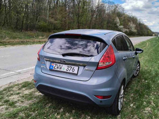 Ford Fiesta 5D foto 3