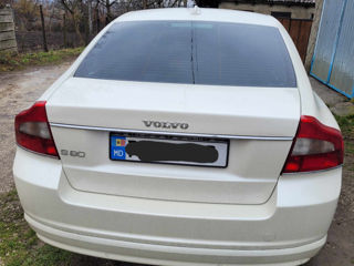 Volvo S80