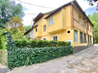 Apartament cu 3 camere, 60 m², Centru, Chișinău