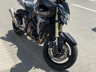 Suzuki GSX S 750 foto 8