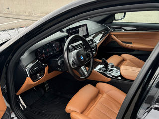 BMW 5 Series foto 8