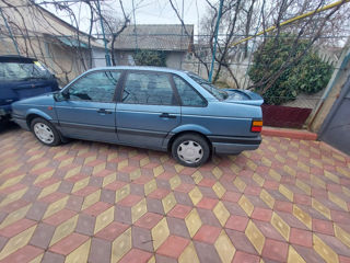 Volkswagen Passat foto 3