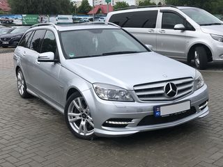 Mercedes C Class foto 7