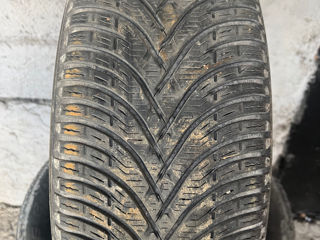 Продам 4 б.у ската 205/55 R16 Bfgoodrich G-force Winter 2 foto 2