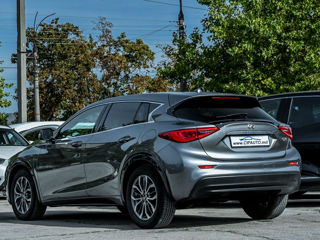 Infiniti Q30 foto 5