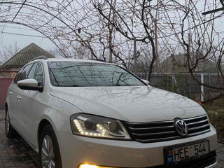 Volkswagen Passat foto 7