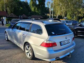 BMW 5 Series foto 4