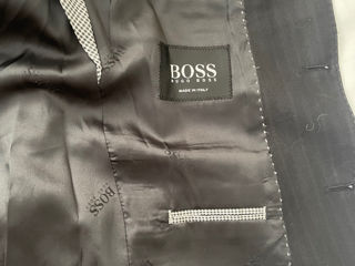 Пиджак Hugo Boss,Джорджио Армани